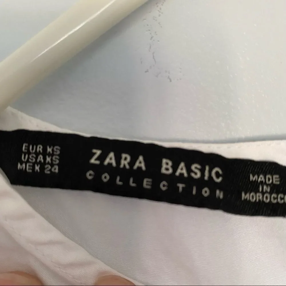 Zara white pearl top with bell sleeve XS VGUC - Picture 5 of 8